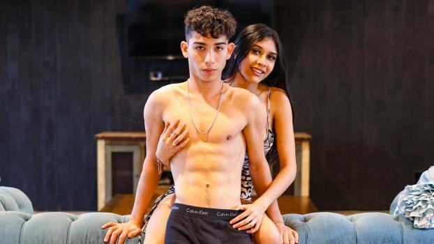 HotGuysFuck – Johnny Ortega Bags Reina Heart For A Late Night Hookup!