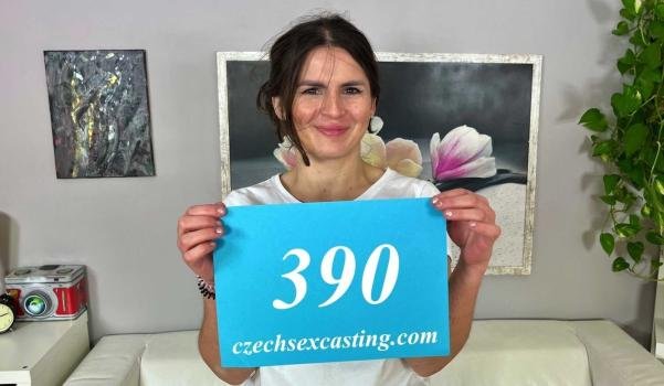 CzechSexCasting – Viktoria Wonder – She had the dick in her mouth faster than she looked around