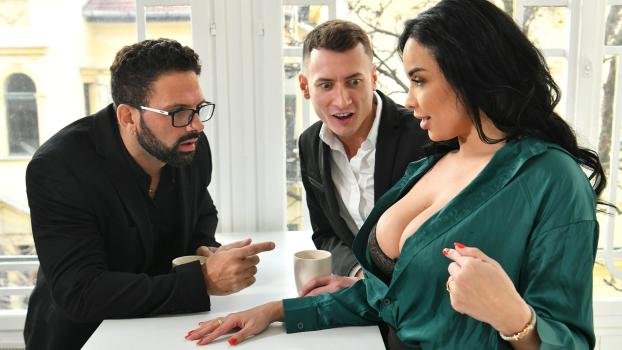 Anissa Kate (French Triple Play)