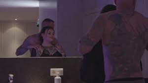 [MeidenVanHolland] – Alina maakt sex soep van James