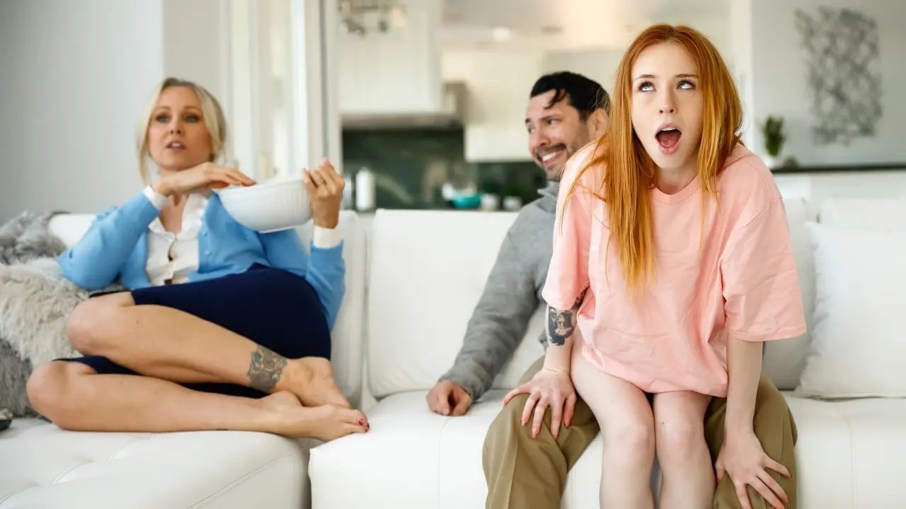 DilFed – College Girl Wants Cum