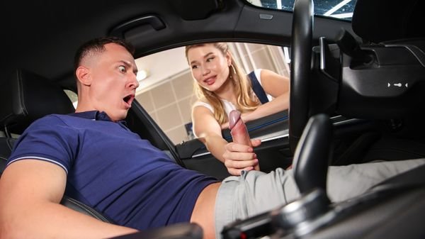 [HornyHostel] Amalia Davis – Wax on, Wack off