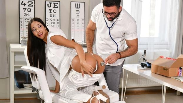 Naughty Nurse Lia Lin Seduce Her driver