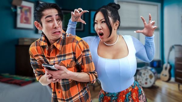 TigerMoms – David Lee, Connie Perignon – Don’t be a Fucking Whimp! Make Mommy Cum NOW! (Connie Perignon Debut)