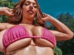 [Brazzers] Alanna Pow (Alanna’s Bitty Bikini Comes Right Off)