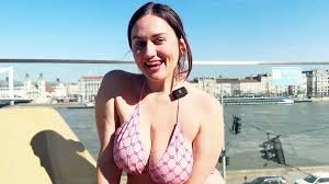 [JacquieEtMichelTV] Amuse Adore (38 years old, English teacher!)