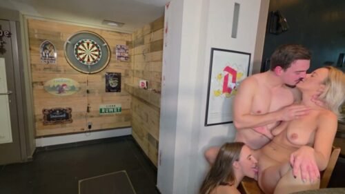 [MeidenVanHolland] – Gigi Max And Spicy Romy – WK Darts- Gigi vs. Romy