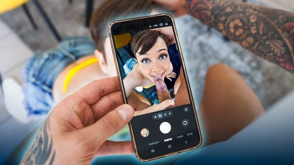 DadCrush – Quinton James, Jade Valentine – “But I’m a Daddy’s Girl” Jade’s ‘Secret Admirer’ Gets To Watch the Fun