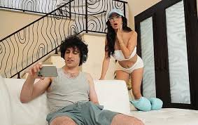 [Milf] Cami Strella – A Younger Version of My Husband to Cover My Face in Cum