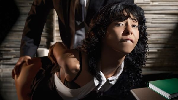 Oyeloca – Axl Rey, Cindy Luna – This Latina’s Lust for Power Knows No Limit (Cindy Luna Debut)